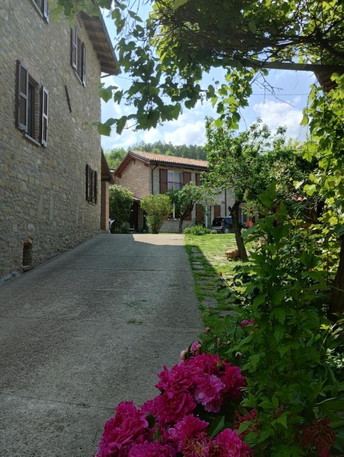 Villa La Pomella Ponte Nizza Esterno foto