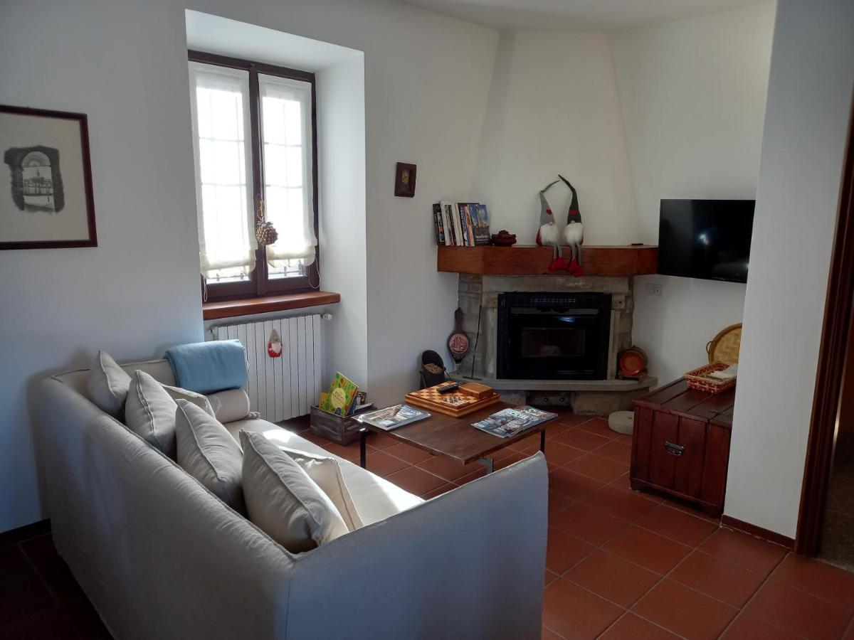 Villa La Pomella Ponte Nizza Esterno foto